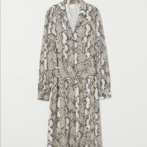Snake print long sleeve dress